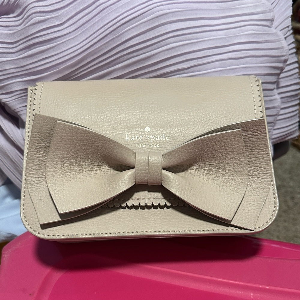 Kate Spade Tan Bow Clutch